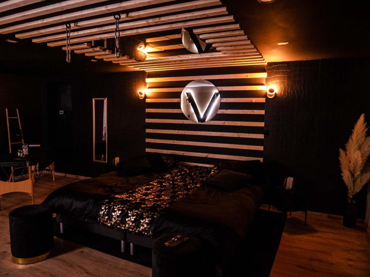 Douceur Du Charme - Love-Room A Charmes Entre Epinal Et Nancy 外观 照片