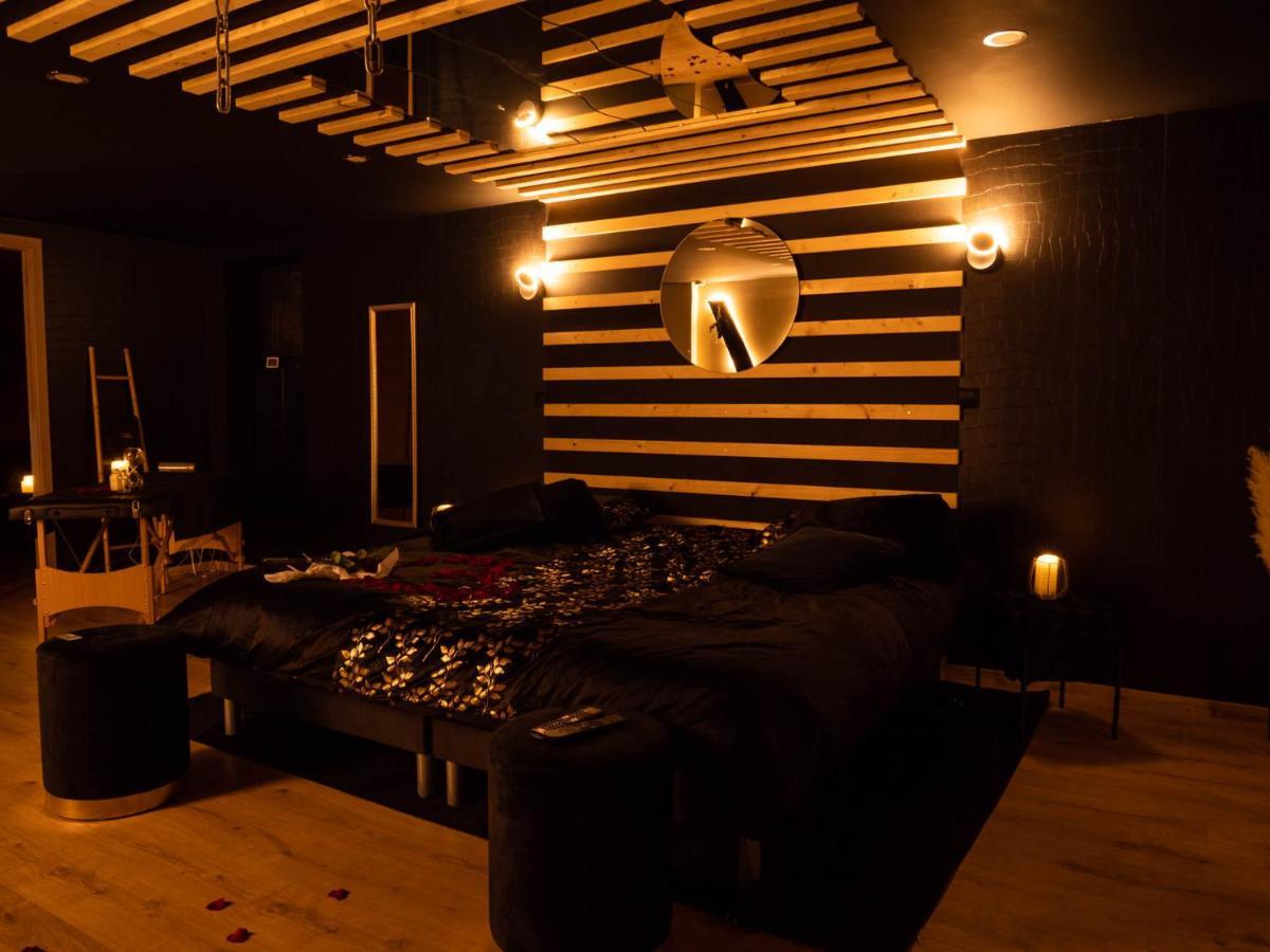 Douceur Du Charme - Love-Room A Charmes Entre Epinal Et Nancy 外观 照片