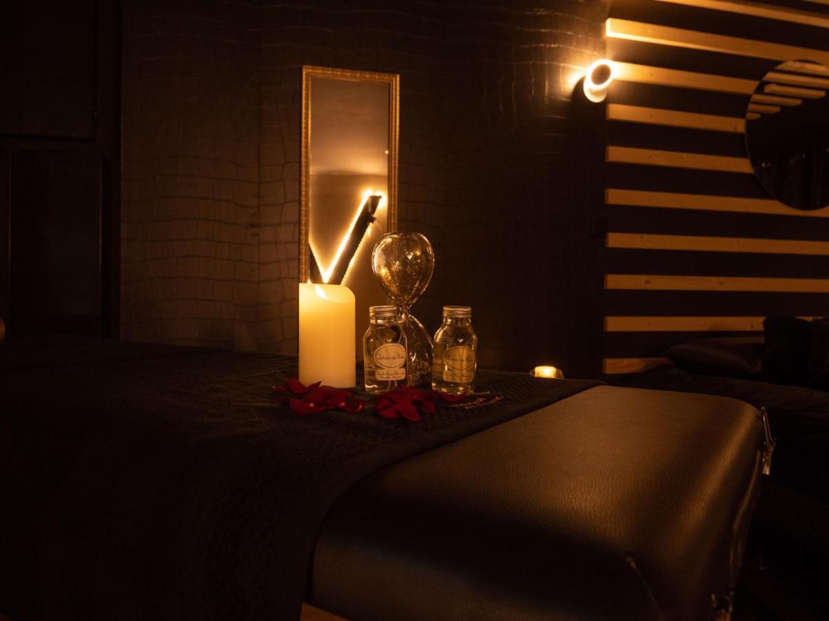 Douceur Du Charme - Love-Room A Charmes Entre Epinal Et Nancy 外观 照片